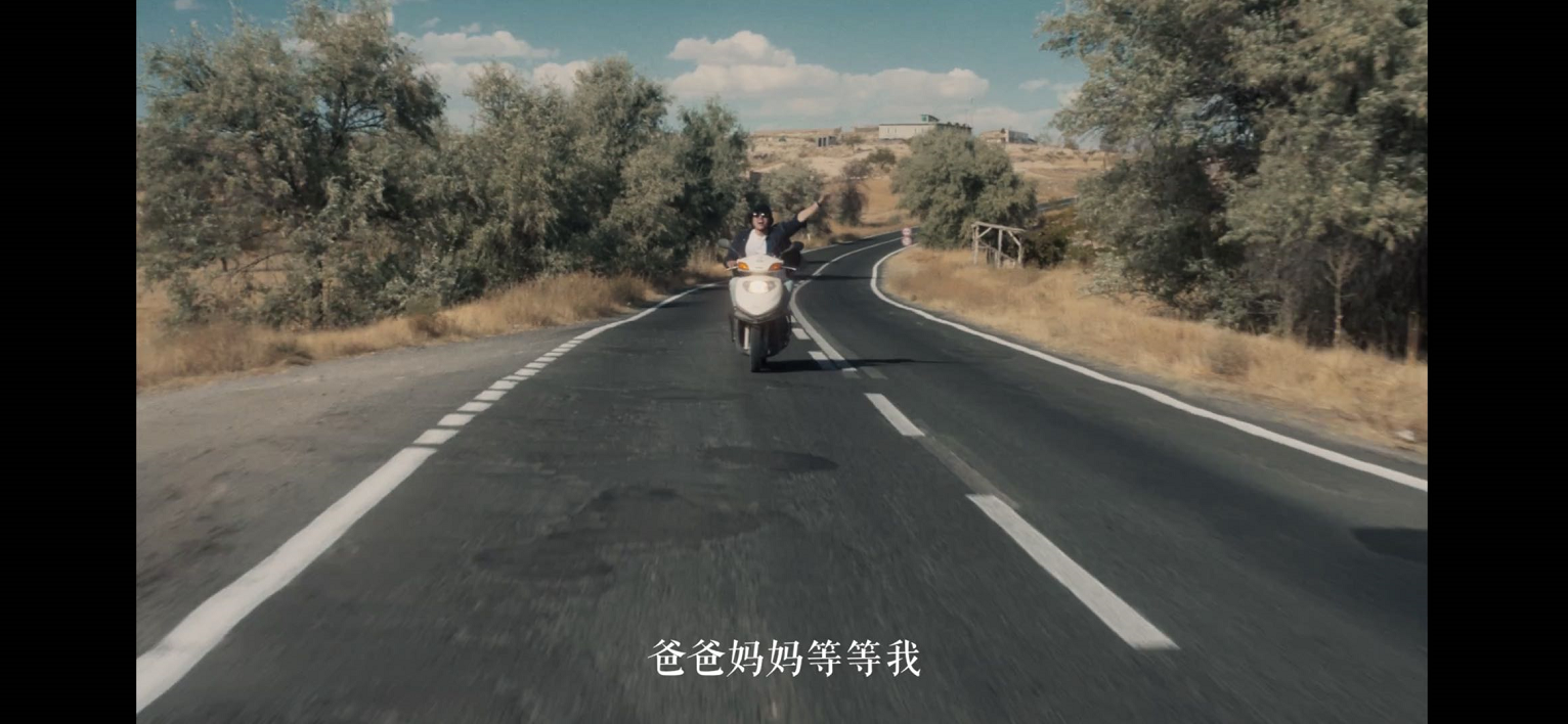 從《大唐漠北》到《8000公里T臺秀》，導(dǎo)演丁雨晨還是個新銳？