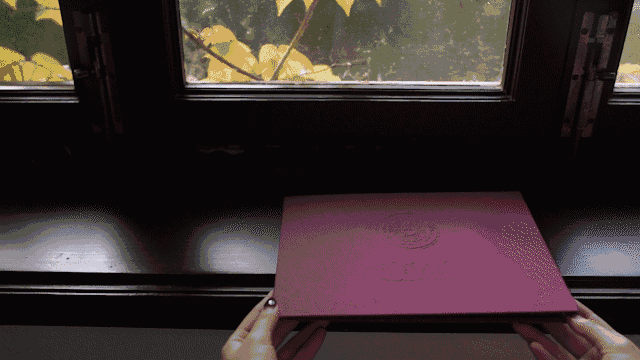 清華大學(xué)錄取通知書，火了！