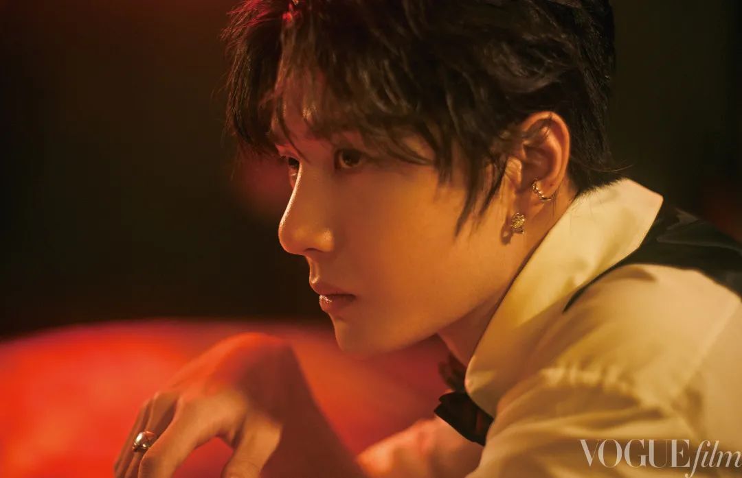 Vogue Film「花的游吟」，周迅、王一博主演
