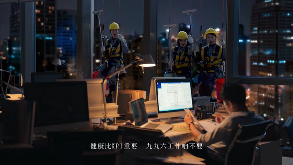慕思組了個(gè)「女團(tuán)」，第一首歌就給我聽困了