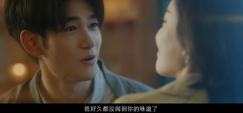 英國護膚品微電影《及時擁抱》，男友身上的女人味從何而來？