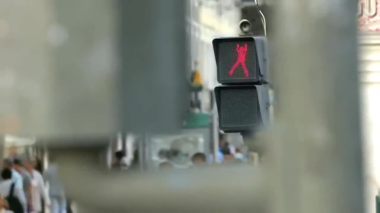 道路公益廣告《躍動的小紅人》