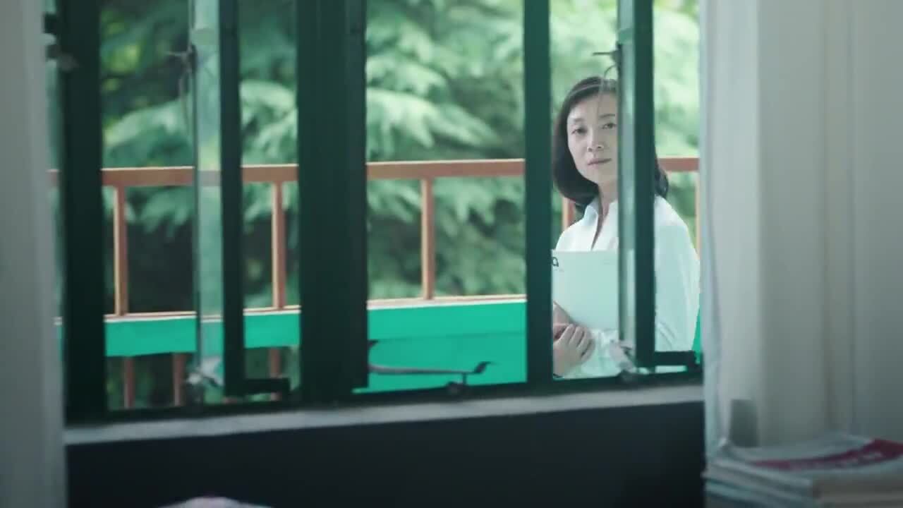 人人貸創(chuàng)意宣傳片《對不起》