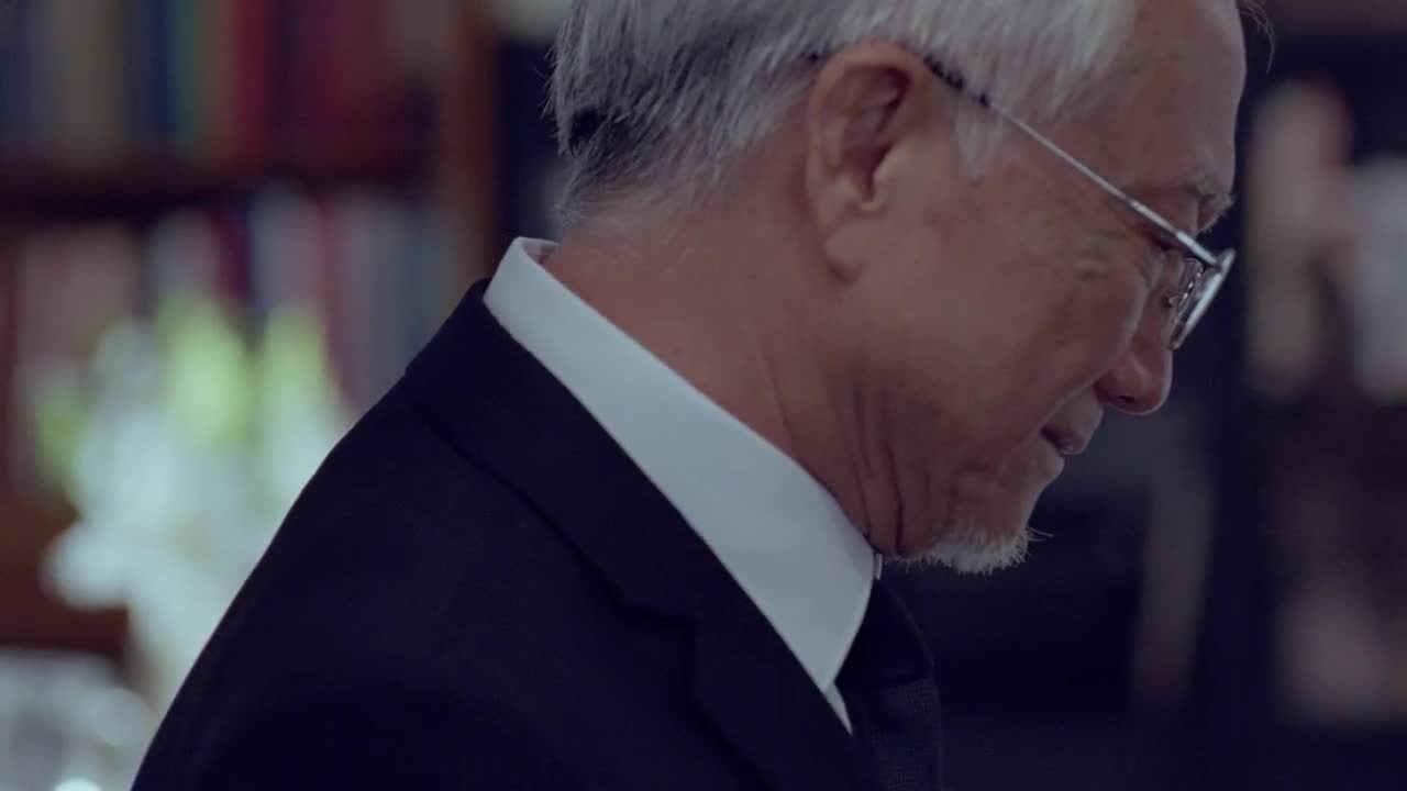 鉑金協(xié)會(huì)溫情廣告《不平凡的愛》