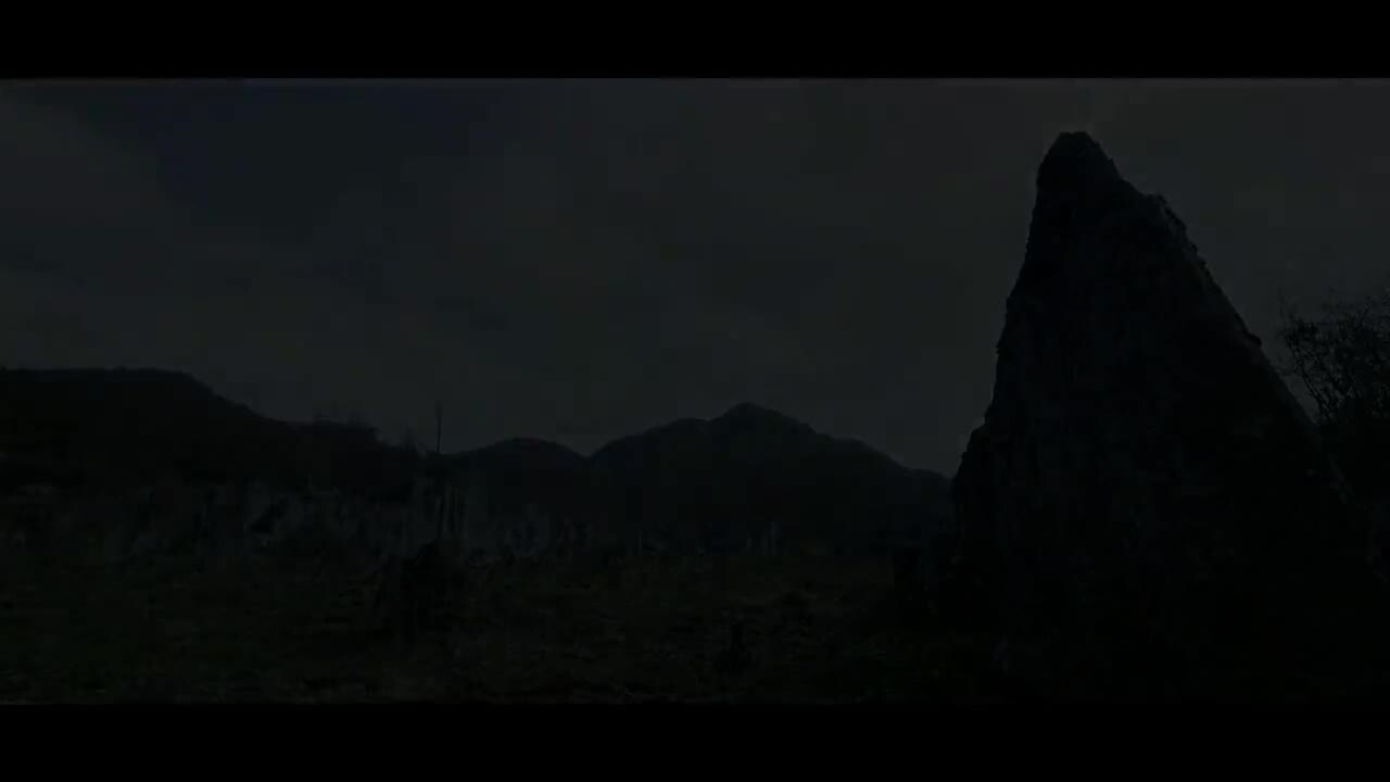 【艄公原創(chuàng)】正在消失的原始村落，黑山烏沉沉，陰風(fēng)吹死人！