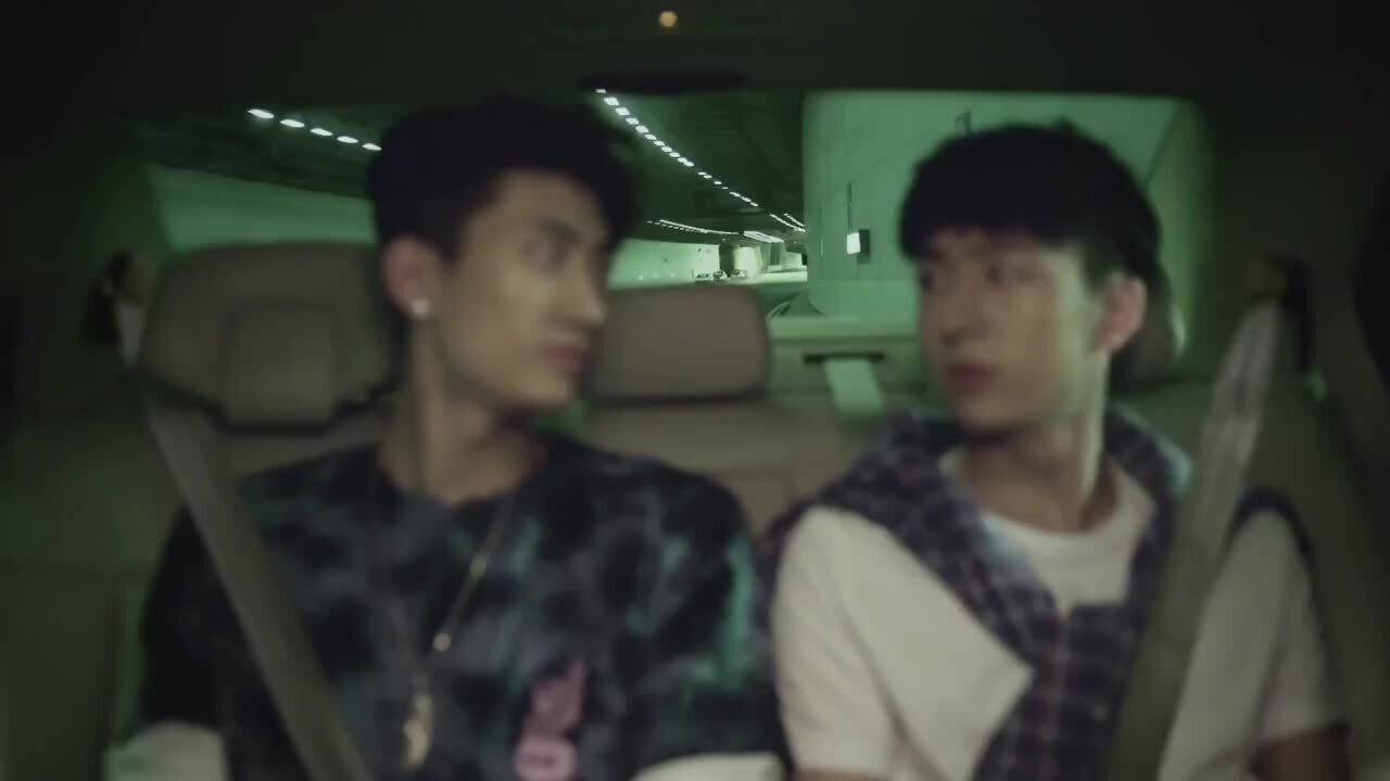滴滴優(yōu)享廣告《不打擾，你的世界就留給你》