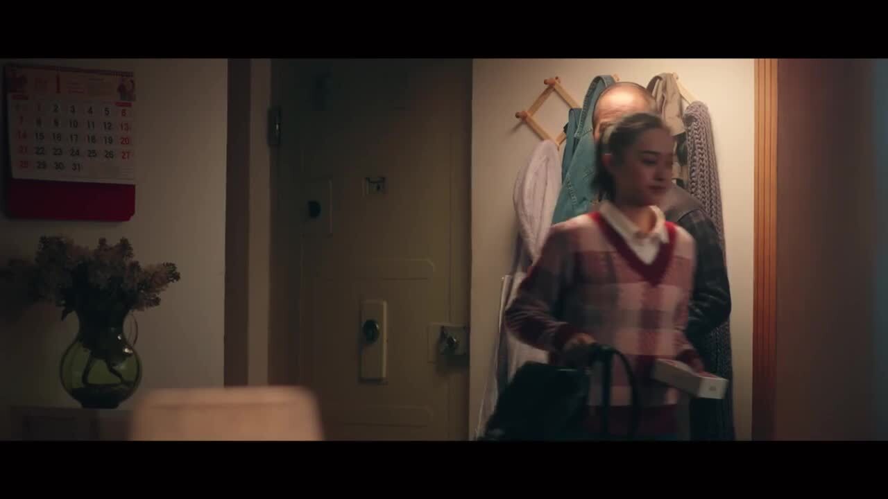 他們想靠近，卻小心翼翼